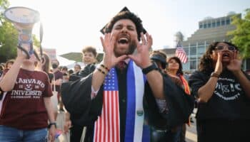 Trump prohíbe la entrada de estudiantes extranjeros en Harvard