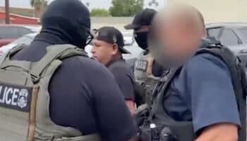 ICE podrá deportar a inmigrantes a países distintos del suyo con seis horas de aviso: memorando