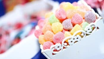 Detectan autoridades en EE.UU. 28 dulces con arsénico