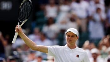 Wimbledon 2025: Tiene Jannik Sinner debut arrollador | Video