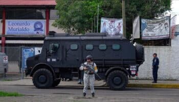 Hombre armado mantiene rehén en centro comunitario anexo a iglesia de la GAM