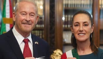 Sheinbaum se reúne por tercera vez con el embajador de EU, Ronald Johnson