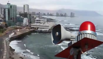 Suenan sirenas en Chile tras alerta roja por tsunami; ordenan evacuar tras terremoto en Rusia