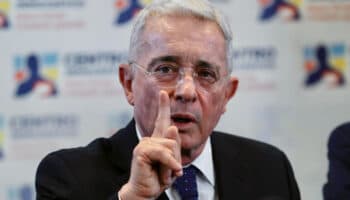 Uribe, expresidente de Colombia, culpable por dos delitos