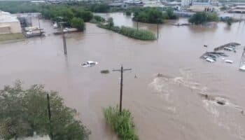 Videos | Tragedia en Texas: Van 52 muertos por inundaciones; hay 27 niñas desaparecidas