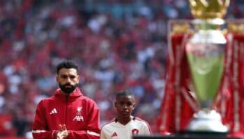 Mohamed Salah repite como jugador del año de la PFA | Video