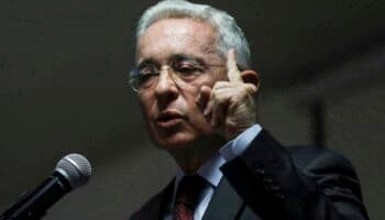 Tribunal Superior de Bogotá ordena la libertad inmediata del expresidente colombiano Uribe