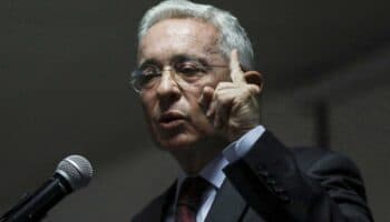 Tribunal Superior de Bogotá ordena la libertad inmediata del expresidente colombiano Uribe