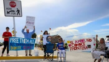 Denuncian que persisten 'condiciones horribles' para los migrantes en Alligator Alcatraz