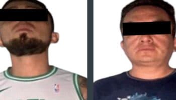 Detienen a dos por conducir camioneta llena de restos de perros | Edomex