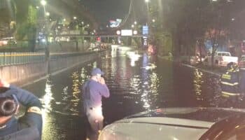 Periférico, colapsado e inundado tras fuertes lluvias