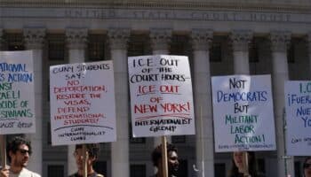 Otro revés a Trump, jueza bloquea deportaciones rápidas de migrantes por violar debido proceso