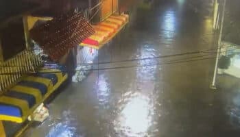 Lluvias intensas paralizan vuelos y mantienen alertas en CDMX