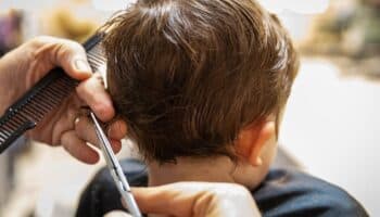 Detienen a abuela que usó corte de pelo como engaño para secuestrar a su nieto | Jalisco