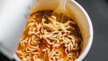 ¿Puedo comer sopas instantáneas todos los días? ¿Qué efectos tiene en mi salud?