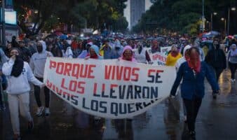 Sheinbaum pide revisar informe de la CNDH que exonera al Ejército por Ayotzinapa