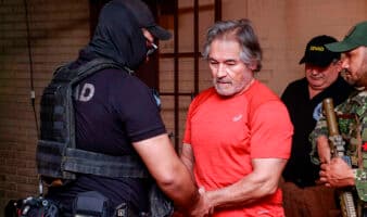 Aristegui en Vivo: Bermúdez Requena, expulsado de Paraguay; 'Andy' se desmarca de amparos; FED recorta tasas (18/09/2025)