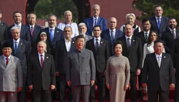 Aristegui en Vivo: Xi, Putin y Kim juntos en China; 'conspiran', dice Trump; ataca EE.UU. barco desde Venezuela; Rubio en México (03/09/2025)