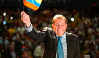 Algo tiene que ocurrir, ojalá no ocurra: González Urrutia sobre despliegue militar de EE. UU. frente a Venezuela