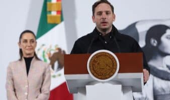 Exponen en Palacio Nacional proveedores que han incumplido entrega de medicamentos | Lista