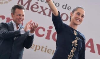 Sheinbaum bloquea rechifla a Pablo Lemus: ‘Si no hay respeto nos vamos’