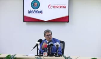 No habrá 'fast track' con Ley de Amparo; será analizada cuidadosamente: Monreal