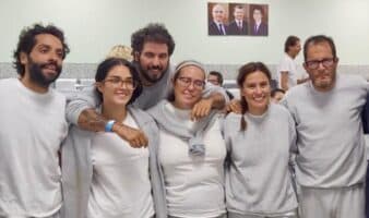 Activistas urgen a Sheinbaum a romper relaciones con Israel tras 'tortura' contra mexicanos detenidos
