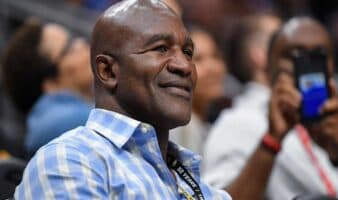 "(Campeones) No se atreven a enfrentar a los mejores": Holyfield | Video