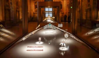 Robo de película en el Museo del Louvre; saquean en solo siete minutos joyas de ‘valor incalculable’