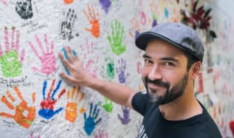 'Poner a los refugiados en el mapa', el llamado de 'Poncho' Herrera en la COP30 como embajador de ACNUR