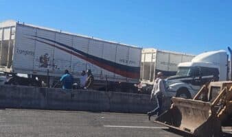 Carreteras permanecen cerradas en Guanajuato