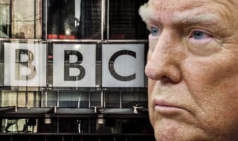 Trump demanda a la BBC por 10 mil millones de dólares por editar su discurso previo al asalto al Capitolio