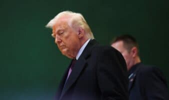 Trump ahora demanda a JPMorgan; acusa que fue 'excluido'