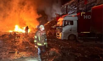 Ataque masivo de Rusia a Ucrania deja sin luz y calefacción a millones de personas