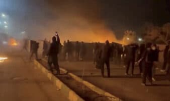 Trump avisa a 'patriotas iraníes' que 'la ayuda está en camino'; protestas dejan cerca de 2,000 muertos