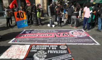 Senado aprueba reforma para reducir jornada laboral, sin dos días de descanso y más horas extra