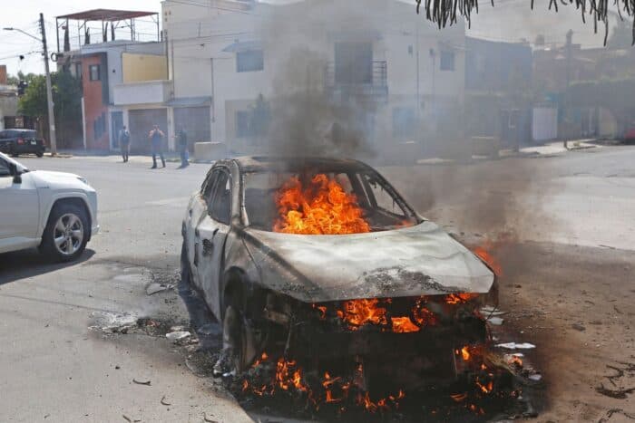 Jalisco | Fiscalía instala agencias para denunciar vehículos y negocios afectados por violencia