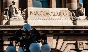 Banxico reduce tasa de interés a 6.75%