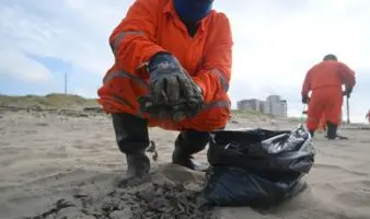 Marina revela 3 focos de contaminación por hidrocarburos en el Golfo de México