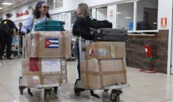 Comienza carga de flotilla Nuestra América con ayuda humanitaria para Cuba