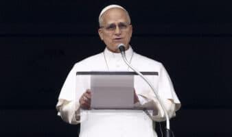 El papa León XIV urge a 'detener la espiral de violencia' en Medio Oriente