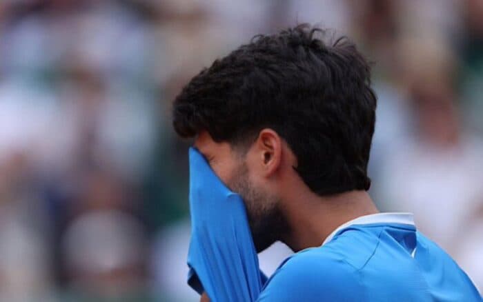 Lesión en la muñeca derecha deja fuera a Carlos Alcaraz del Barcelona Open