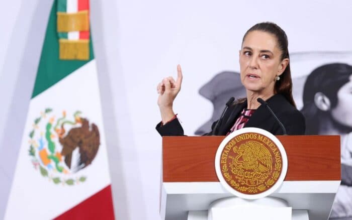 La mañanera de Sheinbaum | Respalda llamado de paz del papa León XIV ante las críticas de Trump (13/04/2026)