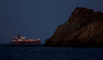 Casa Blanca tacha de falsas las informaciones iraníes sobre nuevo cierre de Ormuz