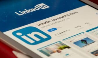 LinkedIn lleva años espiando e inyectando malware en el navegador de sus usuarios, según informe
