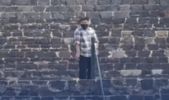 Fiscalía mexiquense identifica a presunto atacante en Teotihuacán; sostiene que habría actuado solo