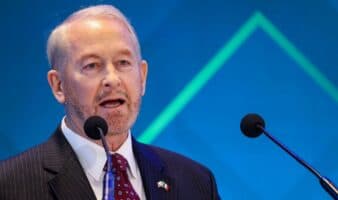 Sheinbaum pide a embajador Johnson no opinar sobre política interna