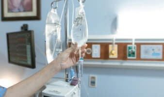 Suman seis muertos por suero vitaminado en Sonora