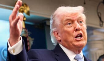 Jóvenes iraníes formarán cadenas humanas para proteger centrales eléctricas ante ultimátum de Trump
