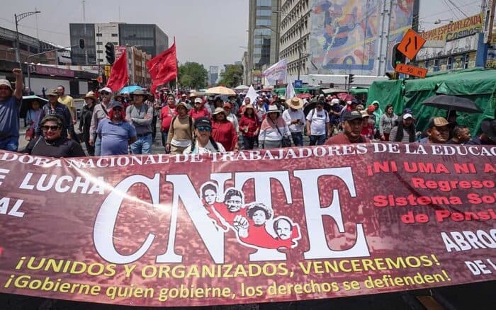 Lo mejor de Aristegui en Vivo | ICE arresta a militar buscado por Ayotzinapa; CNTE mantiene movilizaciones; Airbnb se expande en México (05/06/2026)